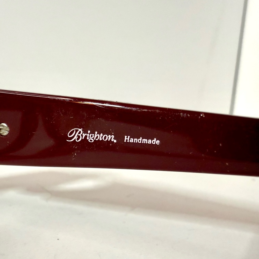 Brighton Balboa Heart Readers – Burgundy Red w/ Case - Picture 4 of 8